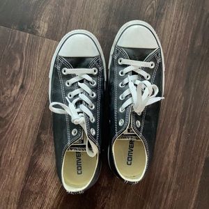 Black leather converse